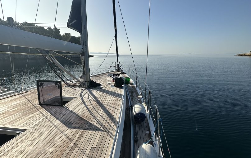Segelboot-Bucht-Kroatien-Teambuilding-geln Punat 2023